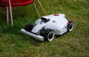 Best Robot Lawn Mower 2024: The top four models for easy lawn mowing