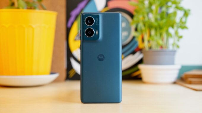 Motorola’s Amazon deal shows why Android can't be beaten on value