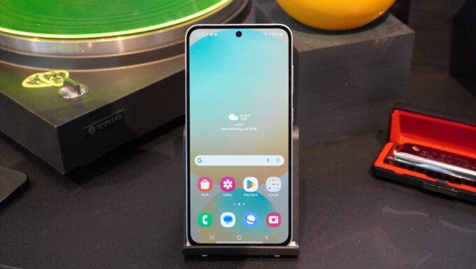 The price of the Galaxy S24 FE has been fixed