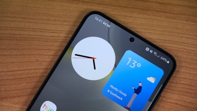 Android 15 on Samsung phones in 2024 now seems unlikely