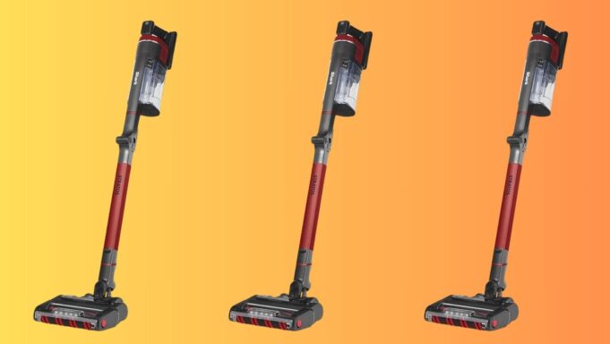 Shark's premium cordless vacuum is going for a pittance