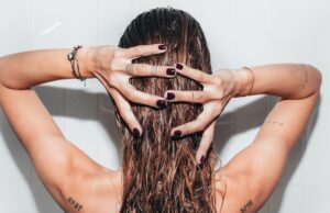 10 Best Shampoos For Dry Scalp To Soothe Irritation and Itchiness
