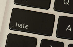 Neo-Nazis head to encrypted SimpleX Chat app, bail on Telegram