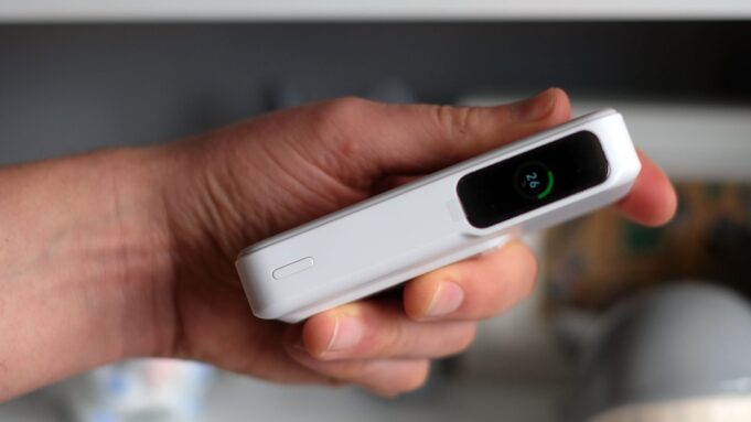 This is the only iPhone power bank you should buy right now