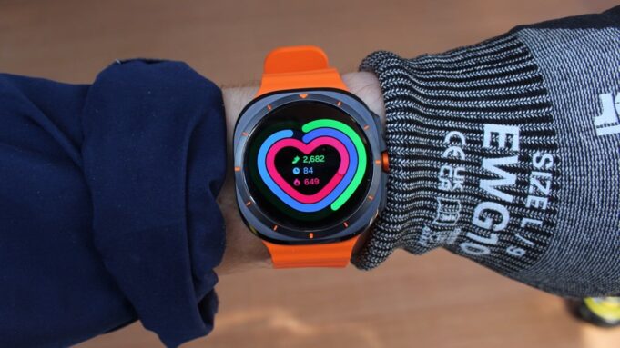 The Galaxy Watch Ultra just massively undercut Apple