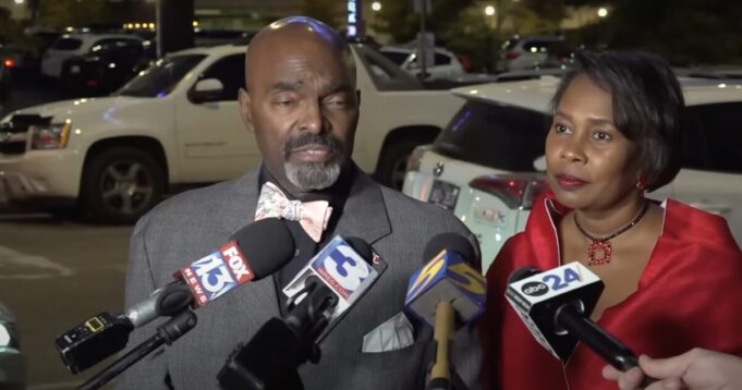 What? Democrats in Tennessee Now Sounding the Alarm Over Voter Irregularities — Voters Claim Machines Are Flipping Their Votes | The Gateway Pundit