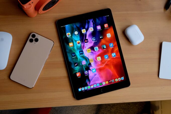 Score a cheap cellular iPad this Black Friday with eBay's stunning deal