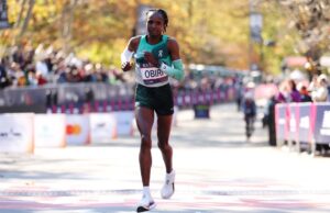 Pro Runner Hellen Obiri’s 3 Tips for Reaching Your Fitness Goal