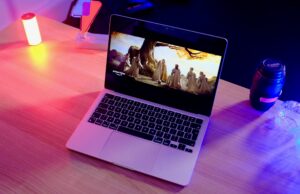 If you buy one laptop this Black Friday, let the discounted MacBook Air M2 be it