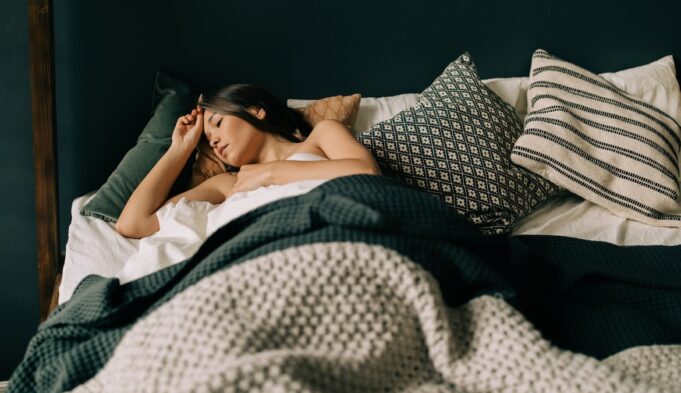 Irregular Sleep Linked to Heart Attack, Stroke Risk, Study Finds