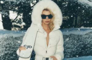 Alo Atelier Nails High Gloss Winter Style