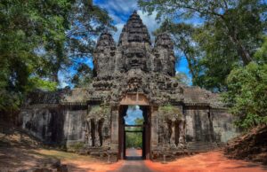 What is the Best Way to See the Angkor Wat Temples?