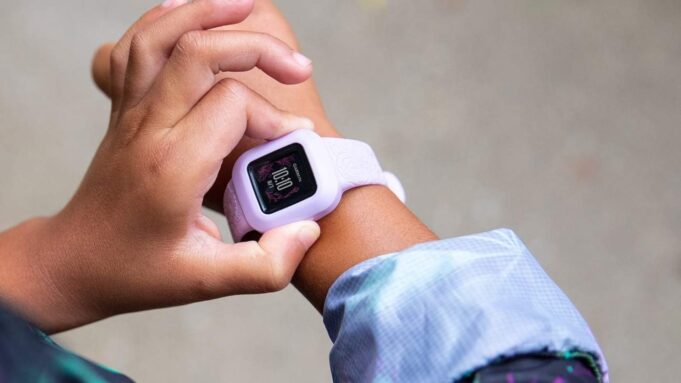 Garmin has a fitness tracker under £60 for the Black Friday sale