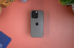 EE's iPhone 16 Pro deal is out of this world