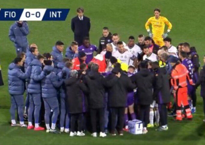 Italian Soccer Match Suspended After 22-Year-Old Player Collapses Suddenly on Pitch (VIDEO) | The Gateway Pundit