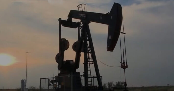 Hawaii Sues Oil Companies Over Climate Change – Exempts One Refinery That Donates to Democrats | The Gateway Pundit