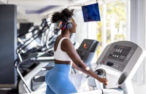 What Is the 12-3-30 Workout and What Are Its Benefits?