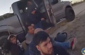 Biden Border Chaos – Texas DPS Discover Six Illegal Aliens in Truck After Stopping for Assistance on Roadside (VIDEO) | The Gateway Pundit