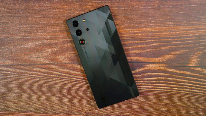 One of the year’s best gaming phones is massively reduced