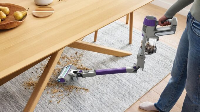 Shark’s ultra-premium cordless vacuum now has a mid-range price tag