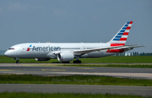 NEW: American Airlines Flight Aborts Landing at Reagan Airport to Avoid Collision | The Gateway Pundit