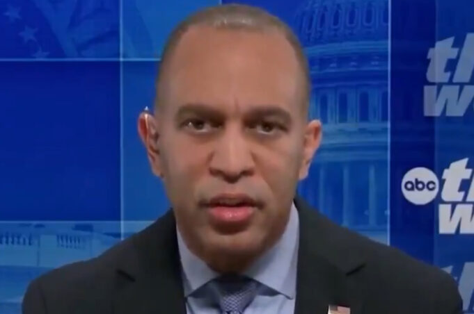 Hakeem Jeffries Left Dumbfounded as ABC Host Lays Out Trump’s Soaring Approval Ratings (VIDEO) | The Gateway Pundit
