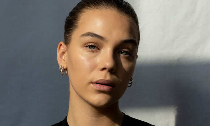 How To Unclog Pores, From Experts