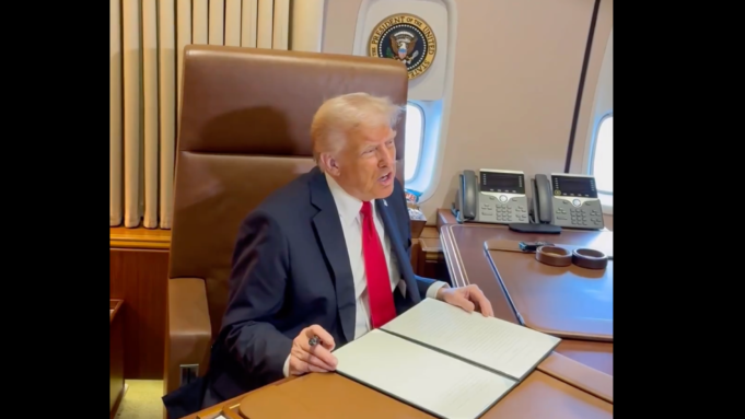Air Force One Pilot Announces “Gulf of America” to President Trump on Way to Super Bowl | The Gateway Pundit