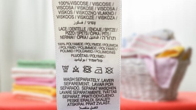 How to use an iPhone to check laundry symbols