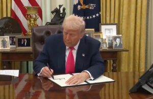 Trump Signs Executive Order Placing Stricter Limits on Biden’s Student Loan ‘Forgiveness’ Program | The Gateway Pundit