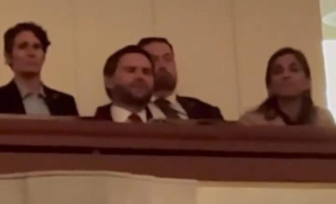“Kill That Vice!” – Leftist Calls For Vice President JD Vance to be Killed as He Enters Kennedy Center with Wife Usha (VIDEO) | The Gateway Pundit