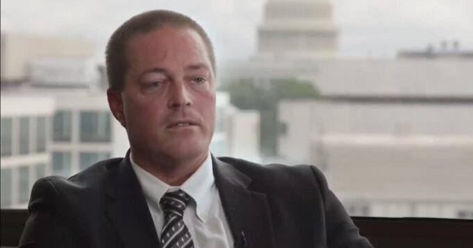 BREAKING: Anti-Trump FBI Agent Arrested For Disclosing Classified Information – Feds Nabbed Him as He Was About to Board International Flight | The Gateway Pundit