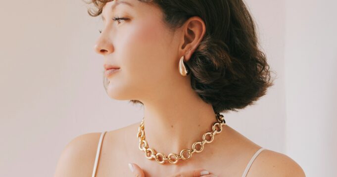 5 Amazing Chain Necklace Trends to Try Now – Fashion Gone Rogue