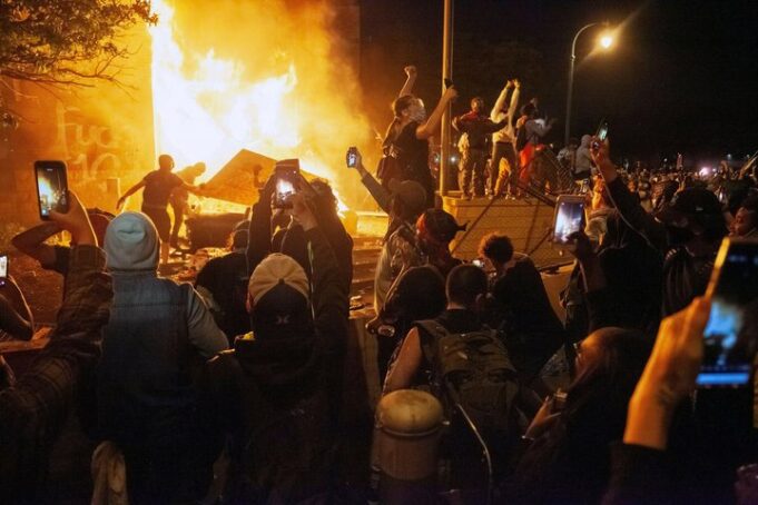 January 6 Is NOT a Free Pass for Left-Wing Violence: Conservatives Get Jailed, Antifa Gets Applauded | The Gateway Pundit