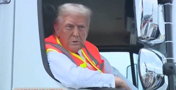 We Are Watching The Collapse Of Trump's Presidency And The GOP Majority