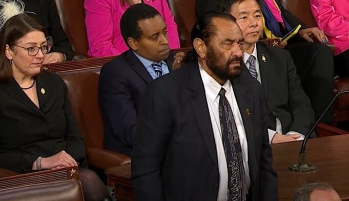 Rep. Al Green Confronts Trump And Gets Kicked Out Of Congress Speech
