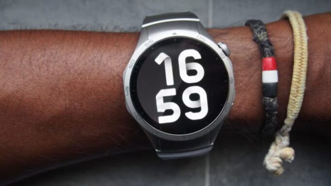 One of Huawei’s best smartwatches is currently under £150 on Amazon