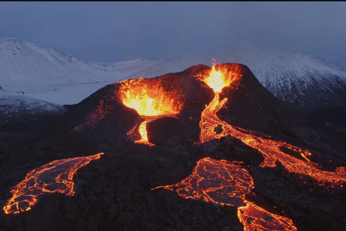 Scientists Warn One of America’s Most Volatile Volcanoes is ‘Likely’ to Erupt in the Next Few Weeks | The Gateway Pundit
