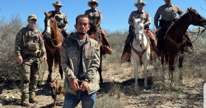 Texas DPS Mounted Patrol and K-9 Unit Catches Illegal Alien on Ranchlands After Miles of Tracking | The Gateway Pundit