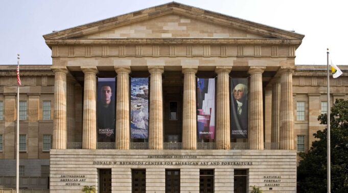 Trump Signs Executive Order to Eliminate ‘Divisive, Race-Centered Ideology’ from Smithsonian Museums | The Gateway Pundit