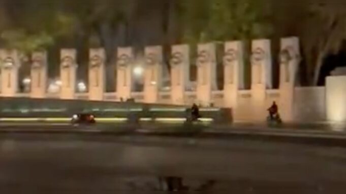 Gang of Dirtbike and ATV Riders Spotted Driving Around WWII Memorial in D.C., Police Can’t Arrest Due to No Chase Policy (VIDEO) | The Gateway Pundit