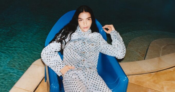 Mariacarla Boscono Stars in 7 For All Mankind Spring 2025 Ad