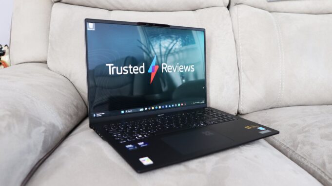 Acer Swift 16 AI Review