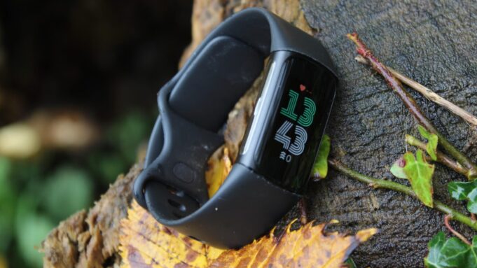 At less than £100, this Fitbit Charge 6 deal is worth running for