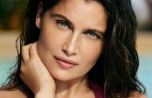 Laetitia Casta Chases the Sun in Calzedonia’s 2025 Swimwear