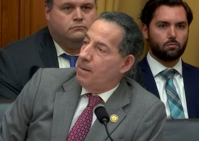 Dem Rep. Jamie Raskin Demands Trump Return Deported Venezuelan Gangsters and Criminals to U.S. (VIDEO) | The Gateway Pundit