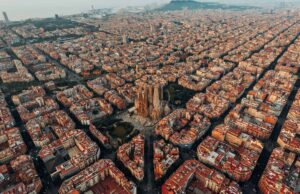 10 Best Cities for Free Walking Tours in Europe This Spring – Top Destinations to Explore