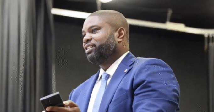 Rep. Bryron Donalds Shares Heartwarming Moment with President Trump: “This is the PEOPLE’S PRESIDENT. This is what the media will NEVER SHOW YOU.” | The Gateway Pundit