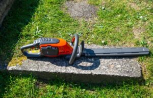 Husqvarna 215iHD45 Review