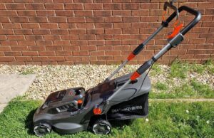 Husqvarna Aspire LC34-P4A Review